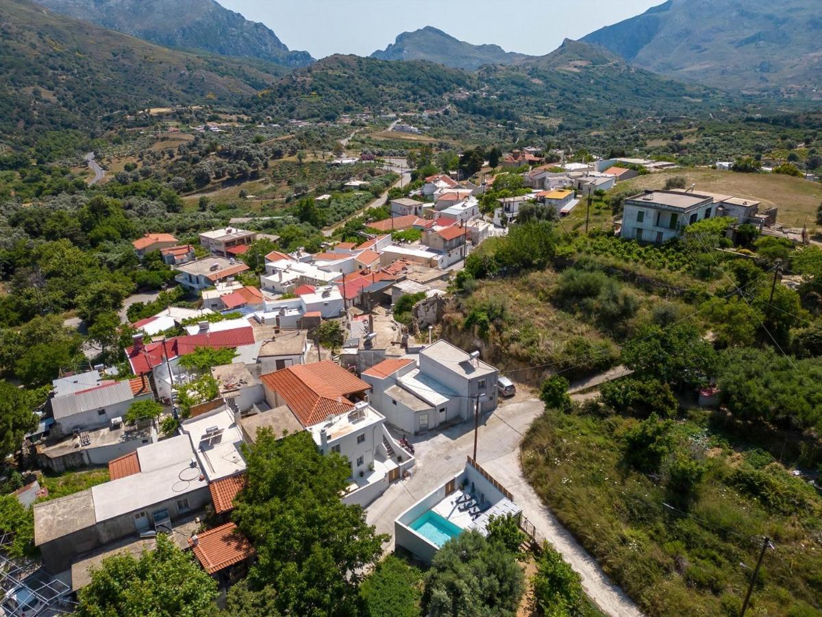 Villa Venetia With Jacuzzi Lambini Exterior photo